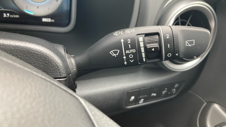 Hyundai KONA 100kW Premium 39kWh 5dr Auto Electric Hatchback